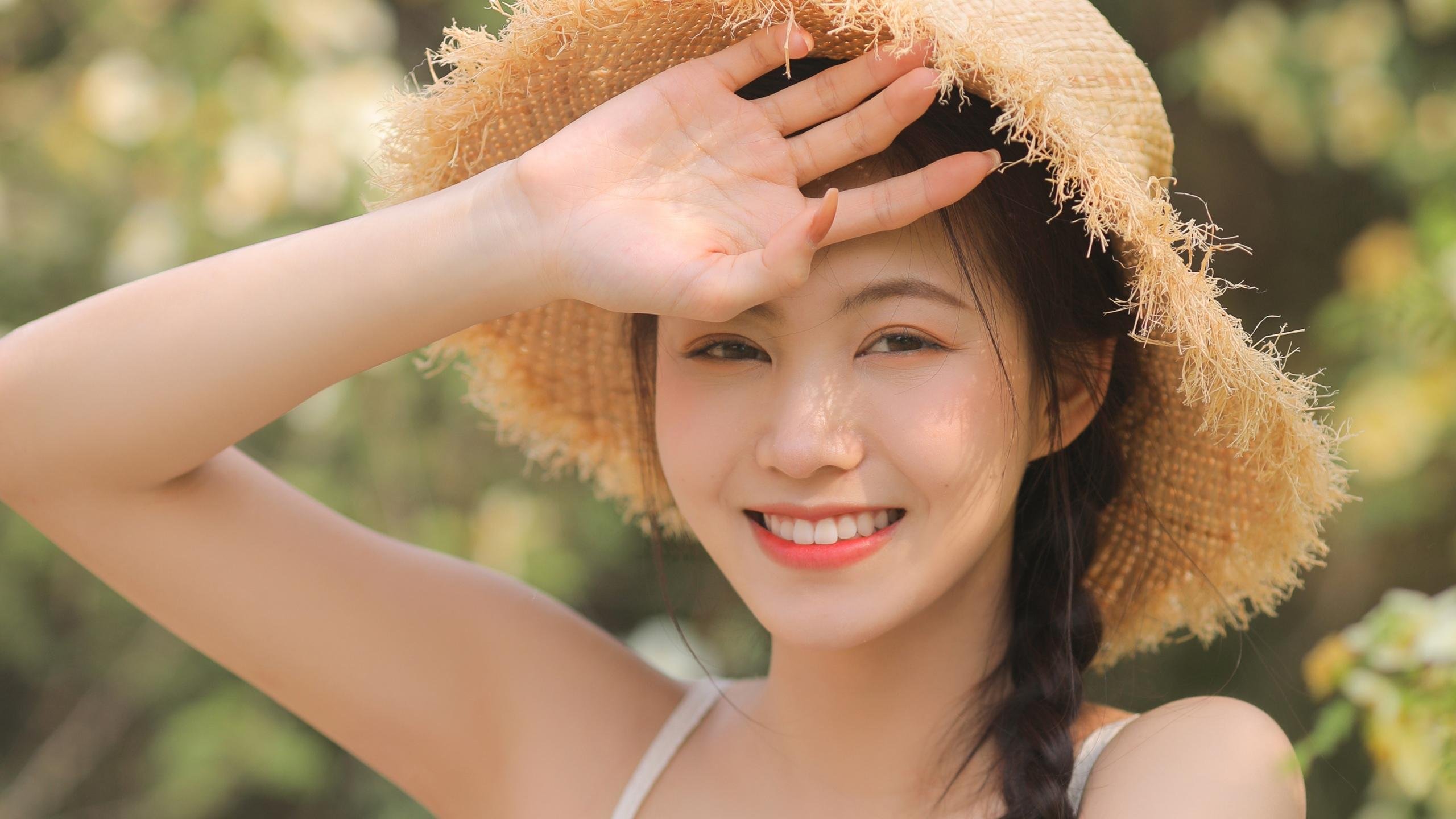 国际车迷狂欢节：不同国家的狂热场面，国际车王