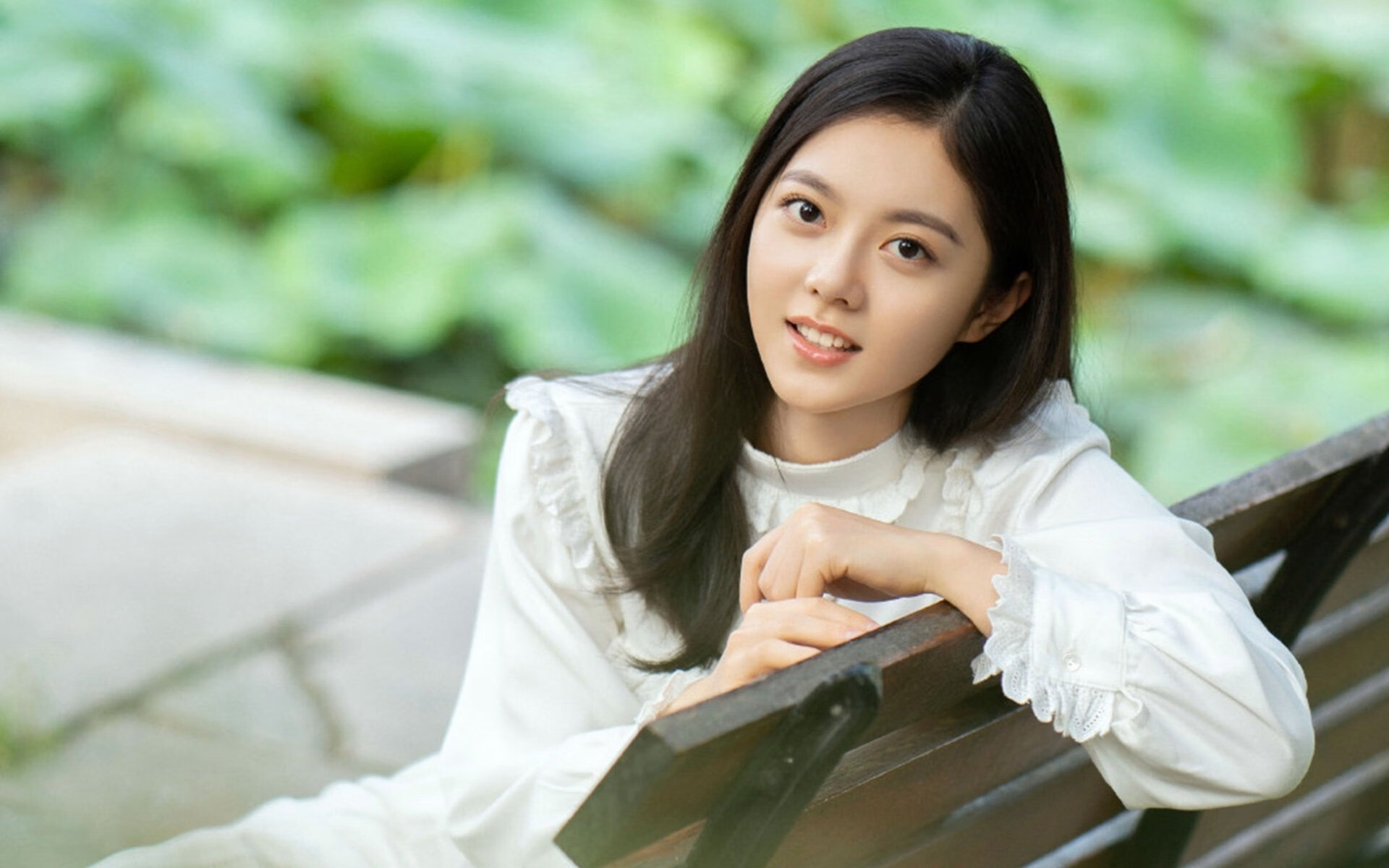 高空极限悬挂摆荡,勇者的速度与勇气比拼,悬挂在高空