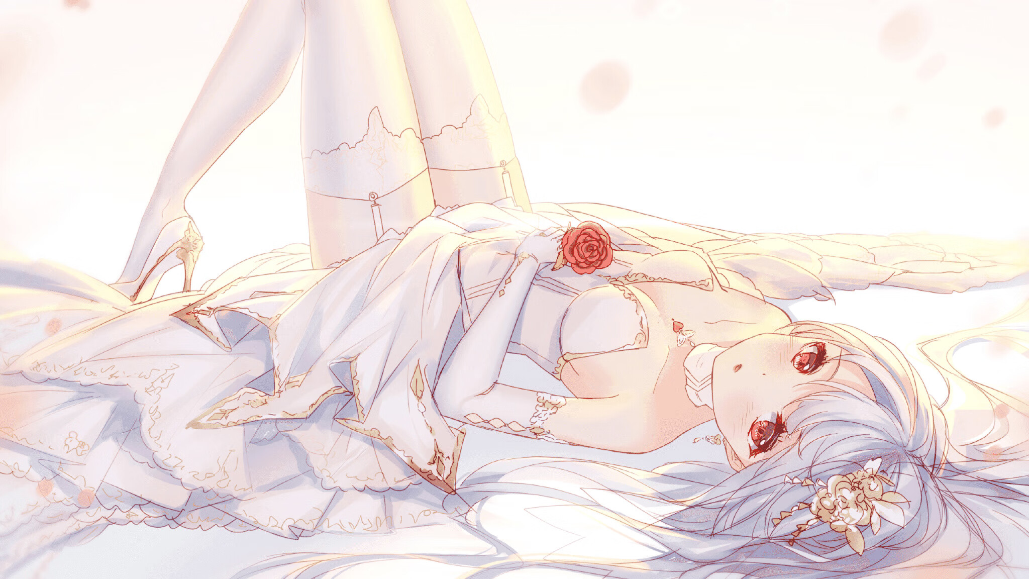 狼队中场内维斯前场追球拼抢,展现出色拼搏态度,狼队 内维斯