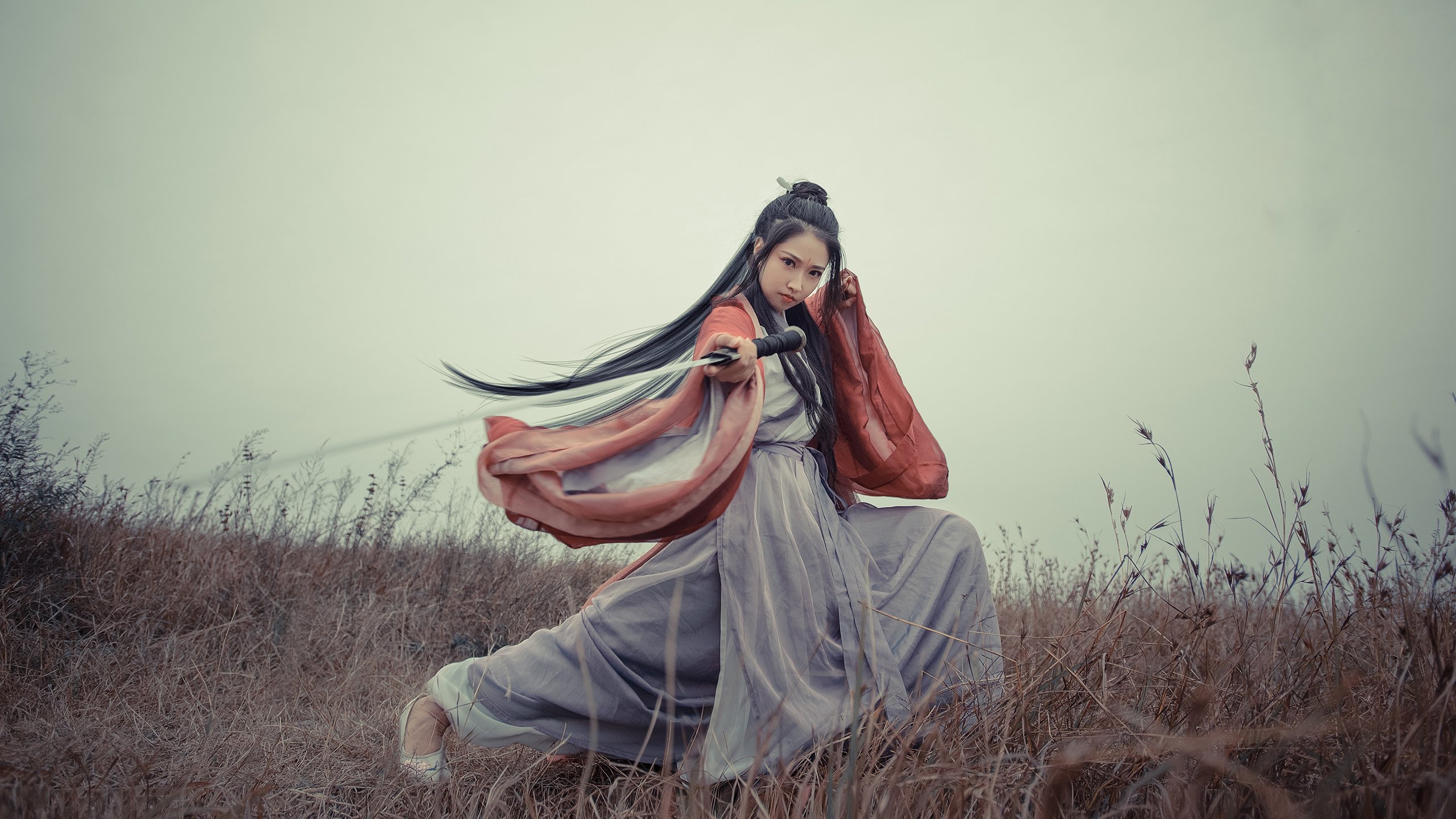 皮特·卡普尔精准的传球与突破,带领袋鼠队迅速转守为攻,皮得皮尔特